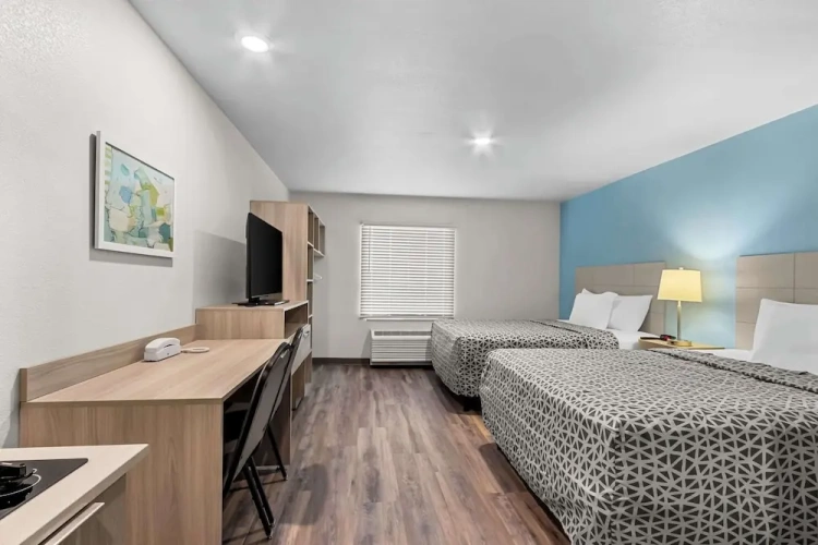 Quadruple Suite