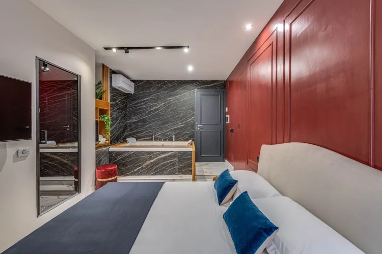 Luxury room
