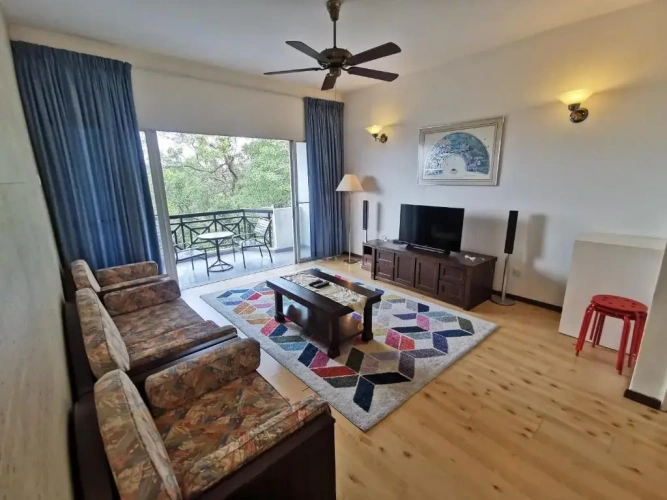2 Bedrooms Apartment