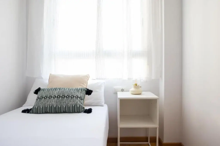3 Bedrooms Apartment