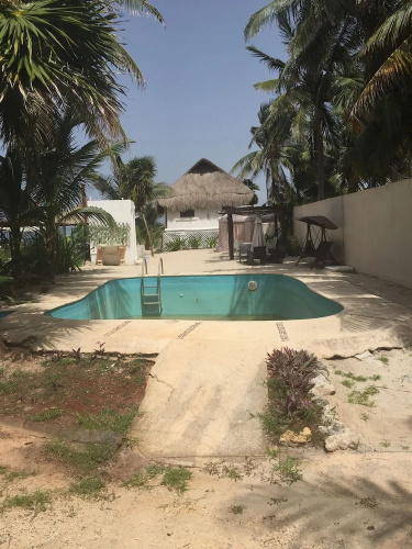 2 bedroom Beach Front property