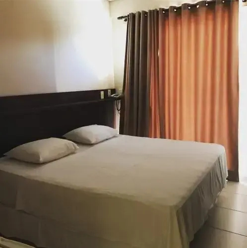 Tropical Palace Hotel