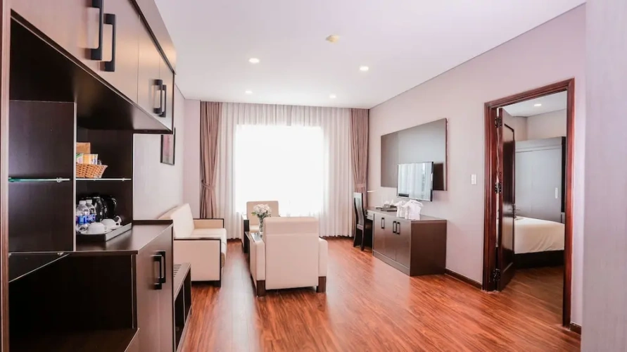 Grand room