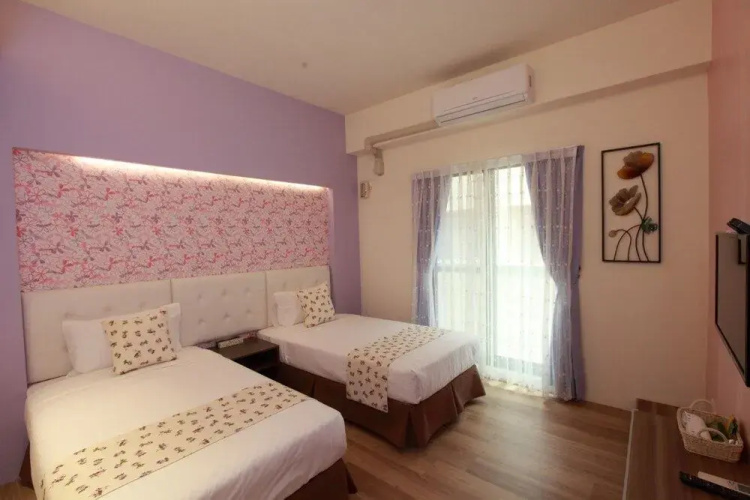 Heyuan B&B