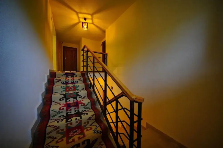 Ayaz Stone House