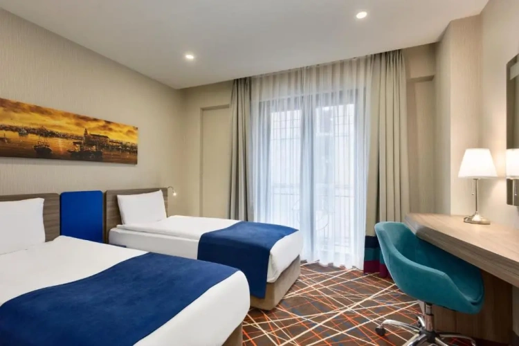 Twin room