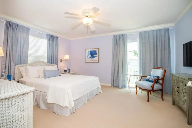 Beach Walk - 6250 Holmes #31