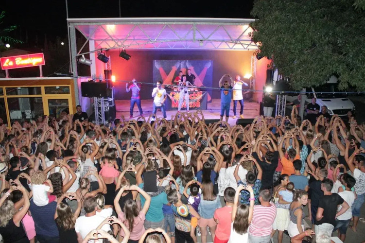 Camping Les SalissesOver view