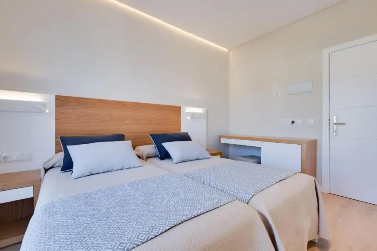Twin room