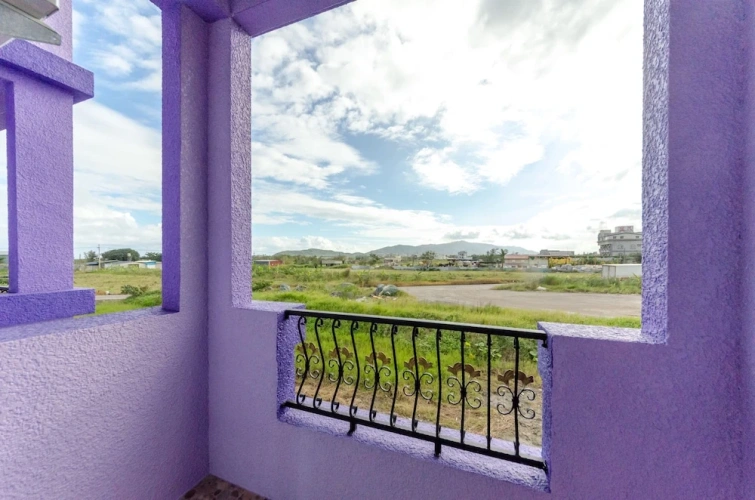 1 Bedroom Comfort Suite with balcony