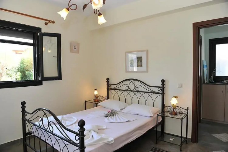 Villa Platanaki
