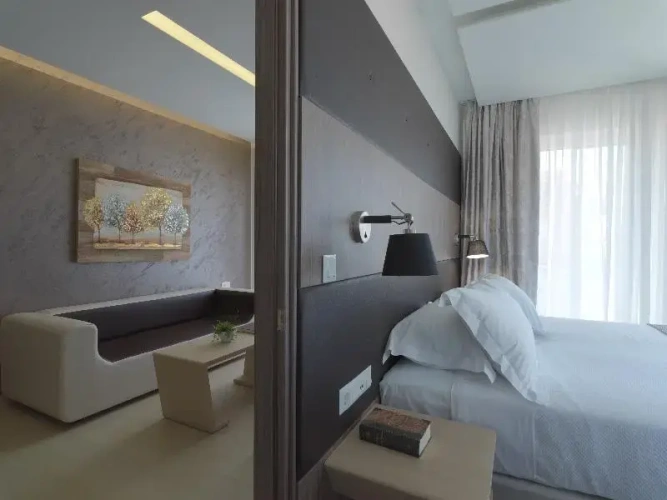 Deluxe Suite with balcony and with partial sea view