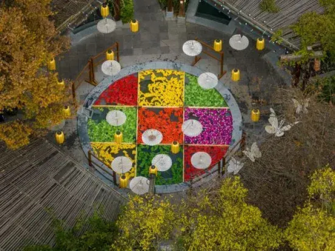 Liyang Yu · Bamboo Retreat (Yushui Hot Spring Store)