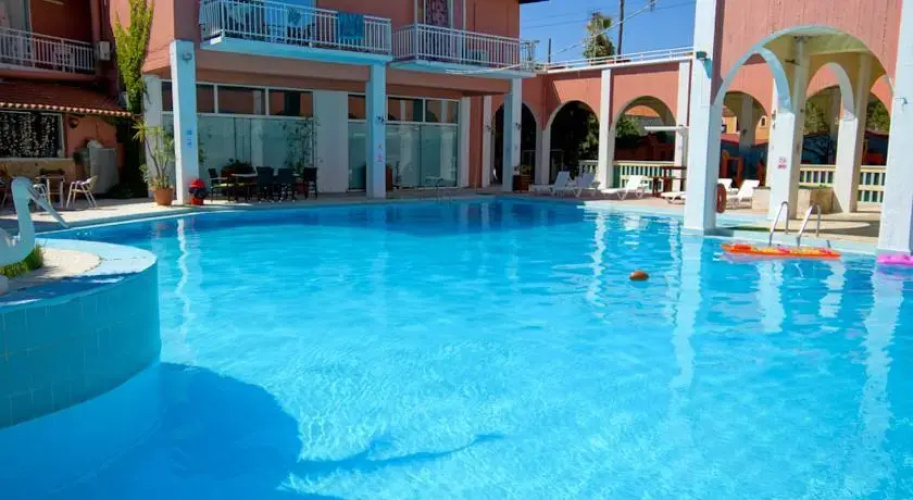 Hotel Papillon 1