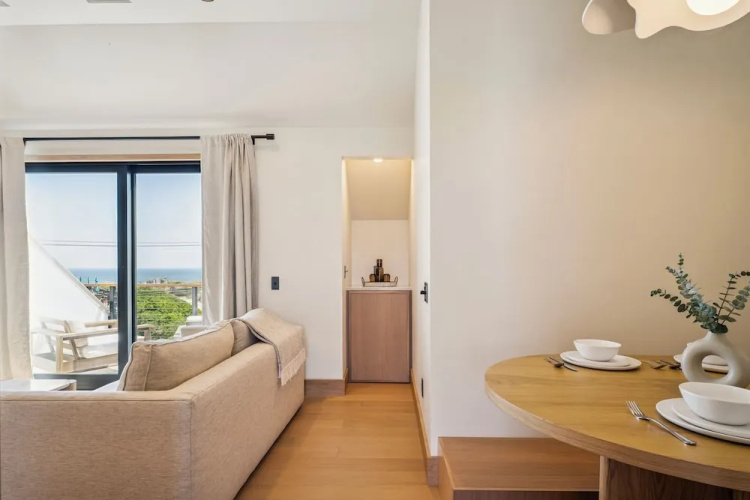 Offshore Residences