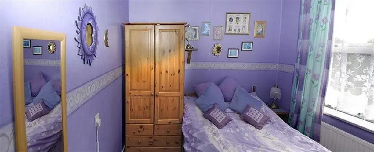 Dewolf Guest House