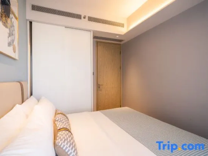 1 Bedroom Executive Suite with balcony