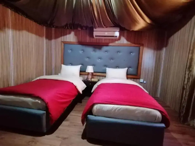 Sharah Luxury Camp