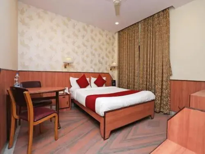 OYO Premium 059 Bishtupur