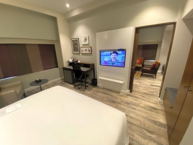 Double Suite