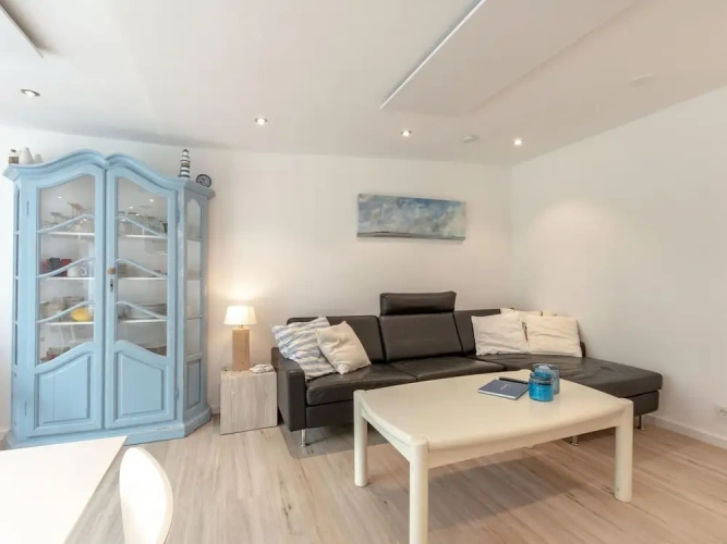 2 Bedrooms Bungalow