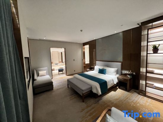 Business Double Suite