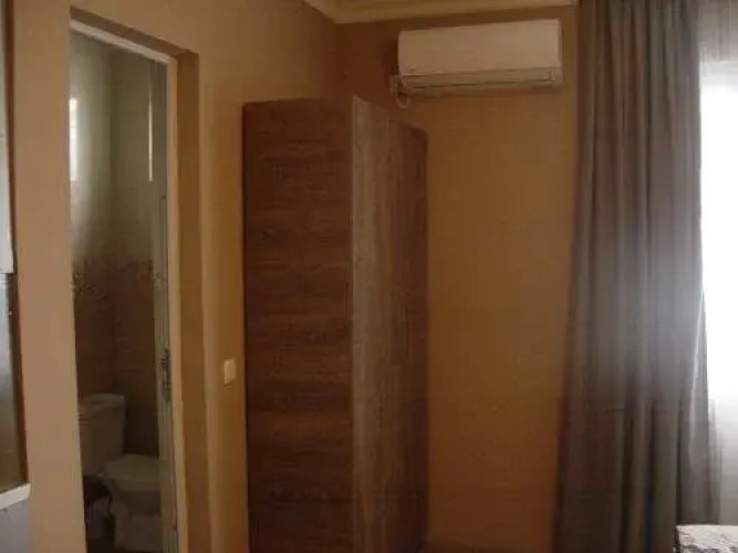 Liliana Guest House