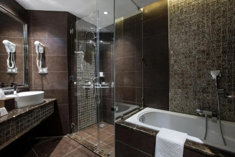 Crowne Plaza Riyadh Al Waha