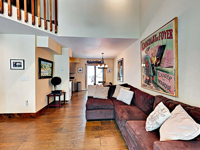 Roomy 3112 - 3 Br Townhouse