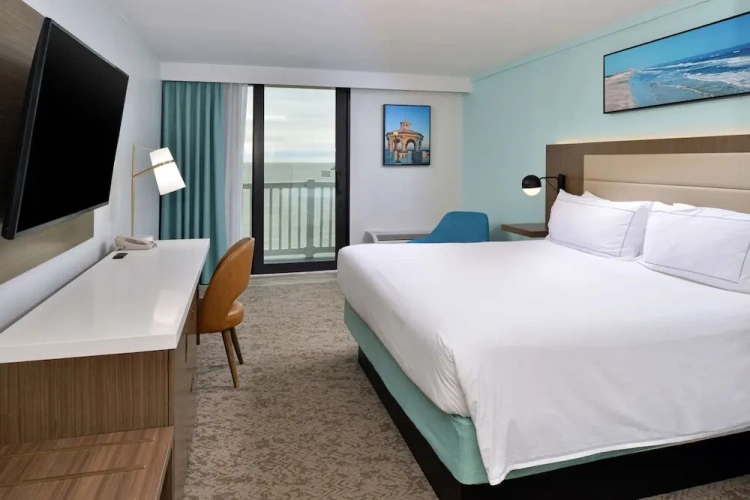 Premium Double room with balcony and with bay view