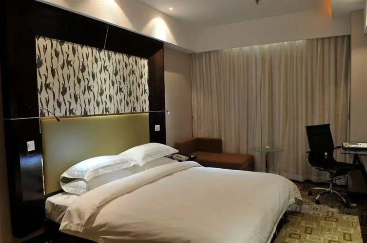 HNA Hotel Downtown