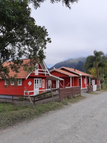3 Bedrooms Chalet
