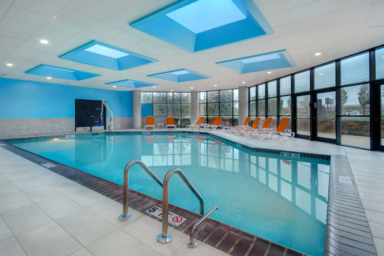 Crowne Plaza Auburn Hills photo 19