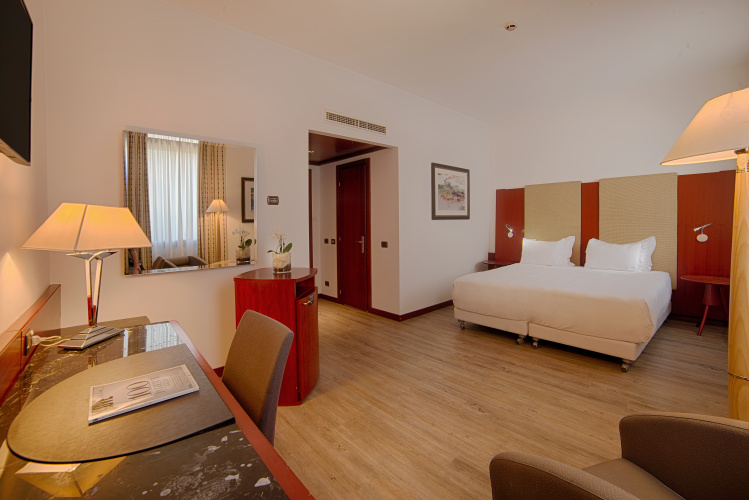 Nh Palermo Hotel photo 8