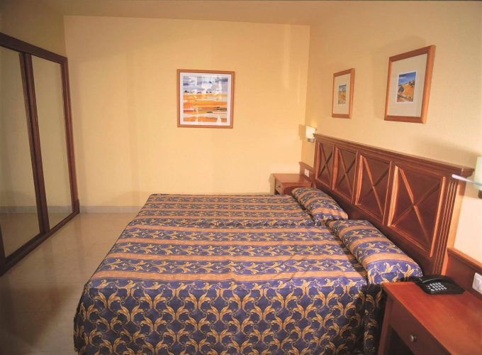 Broncemar Beach Suites Hotel