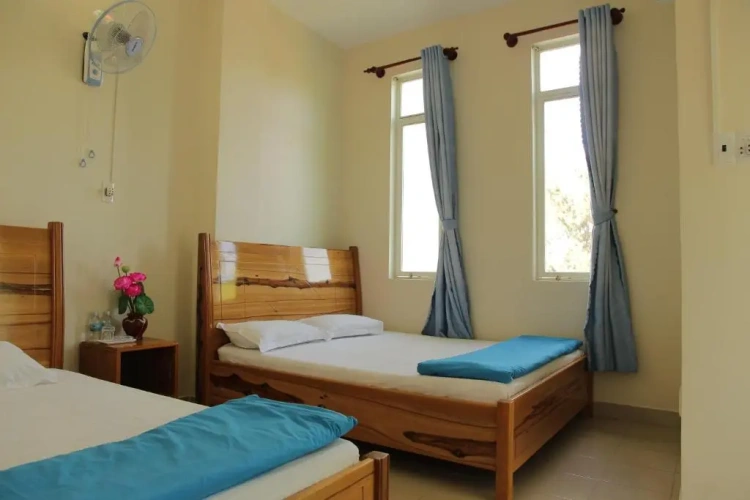 Deluxe Quadruple room with balcony