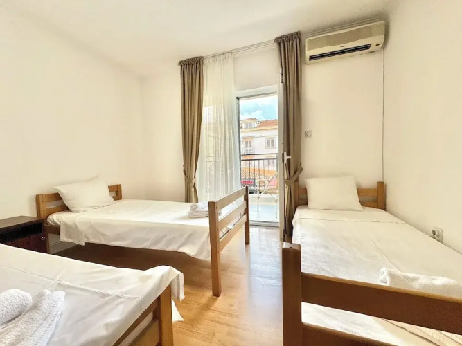 Hotel Lobo