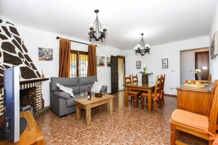 014 Villa Colonia