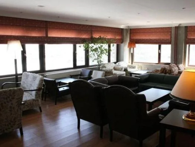 Uslan Hotel