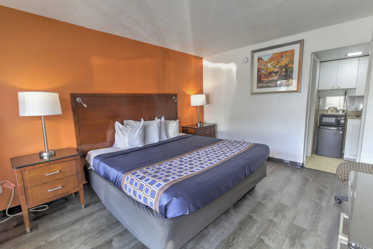 White Marlin Inn