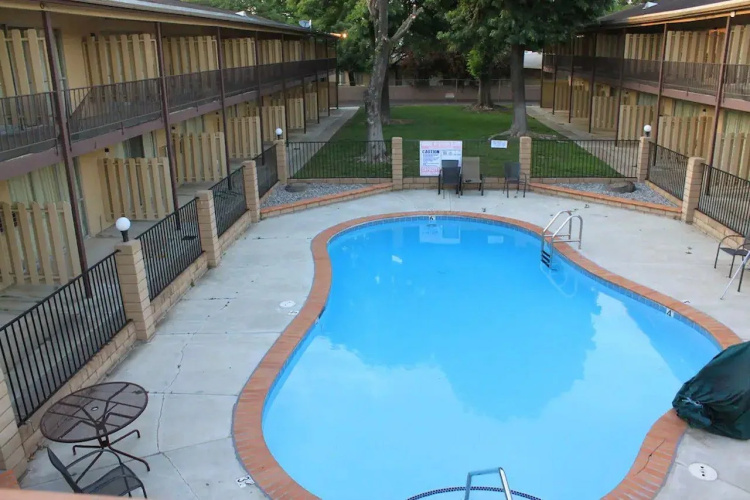 Menifee Inn