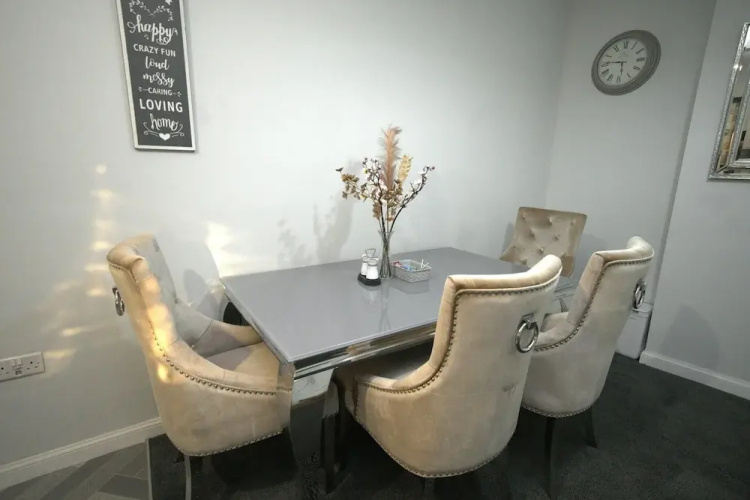 Telford Tranquility Apartment Flat 3 for 4 Guests