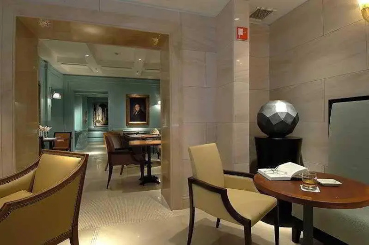 Stendhal and Luxury Suite Annex