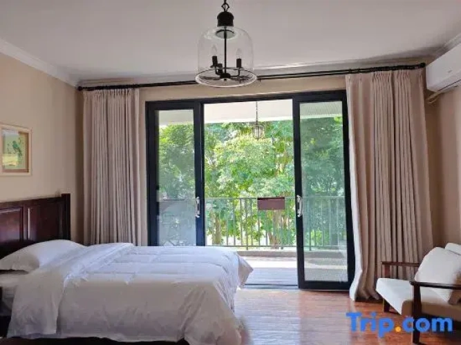 2 Bedrooms Standard room with balcony and with river view