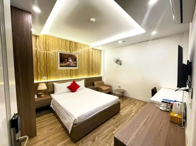 Moon Hotel Do Quang