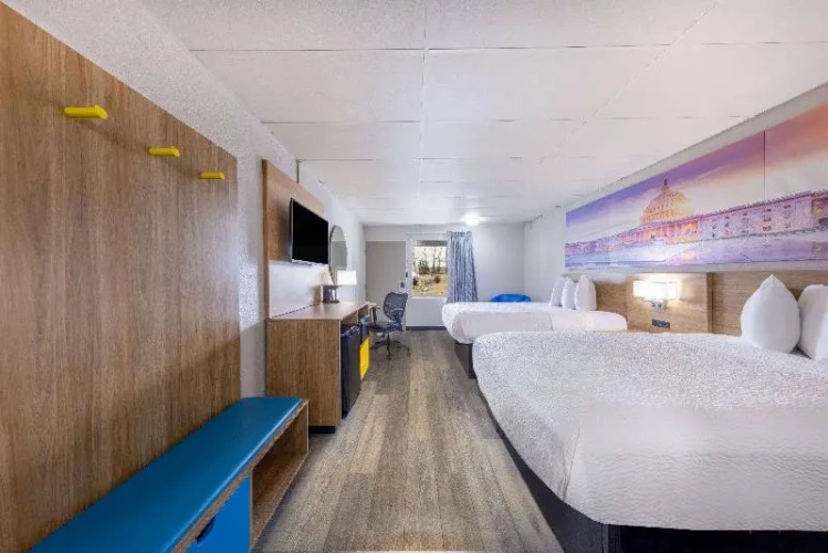Standard Quadruple room