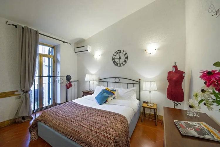 Large and Elegant 3 bed Flat in Central Location!