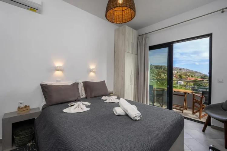 MaΜa's Studio & Apartment