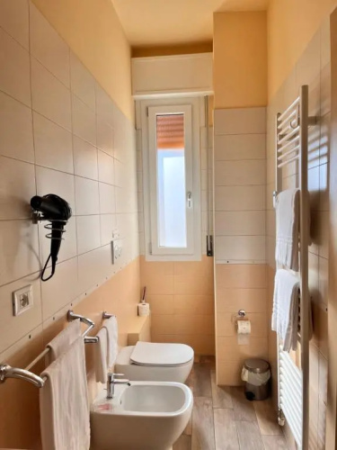 B B Piazza Dell Unit