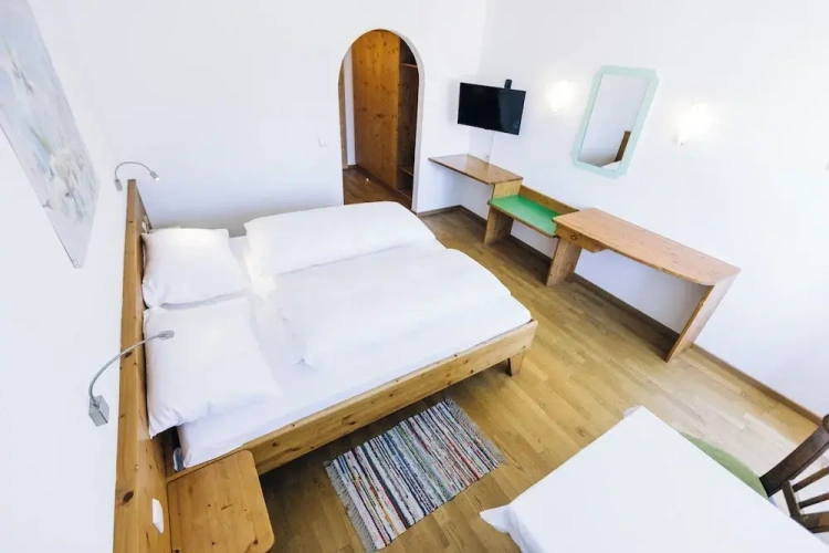 Standard Double room with balcony and with garden view